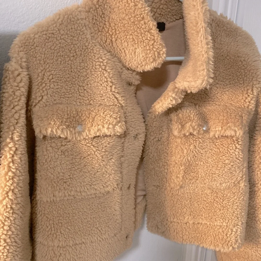 Sherpa tan crop jacket - Picture 3 of 14